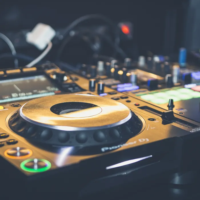 DJ-Pult im Liebig